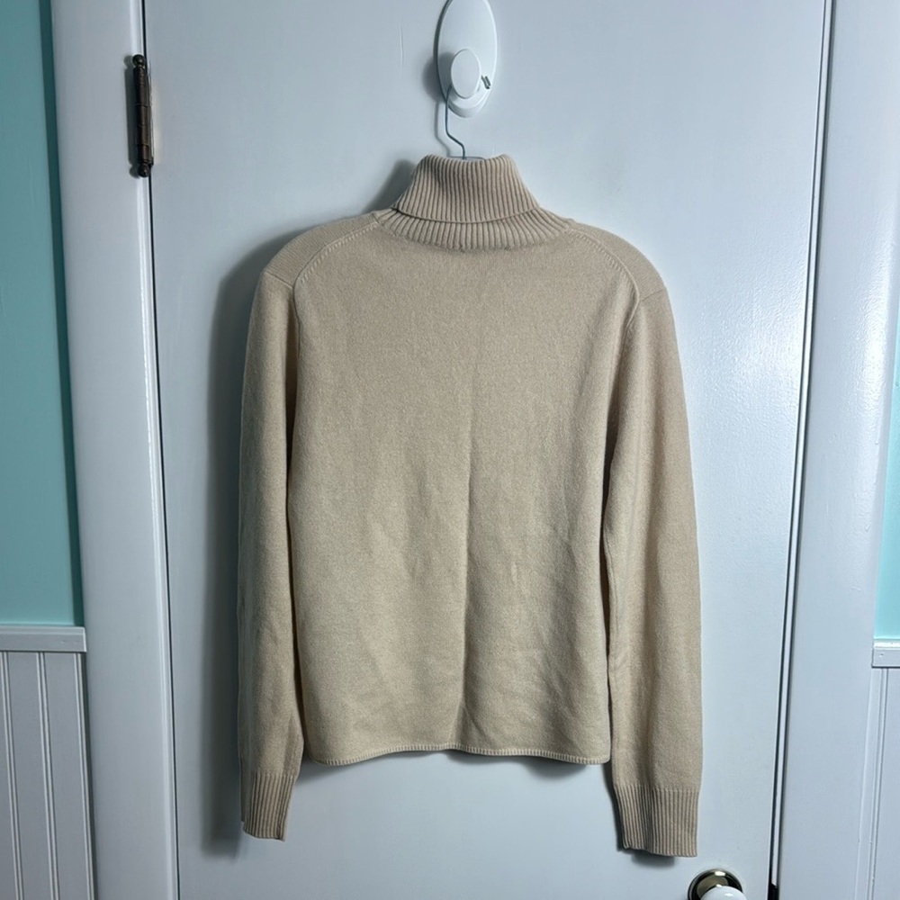 Evelyn Grace Cream Tan Cashmere Turtleneck Minimalist Quiet Luxury Sweater L - Picture 5 of 8